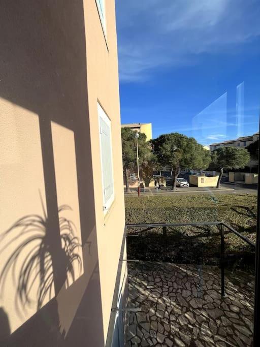 פלורי St-Pierre-La-Mer, Bel Appartement A Dans Residence Avec Piscine Et Tennis Entre 5 Et 10 Min De La Plage מראה חיצוני תמונה