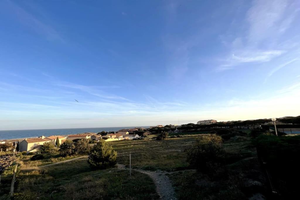 פלורי St-Pierre-La-Mer, Bel Appartement A Dans Residence Avec Piscine Et Tennis Entre 5 Et 10 Min De La Plage מראה חיצוני תמונה